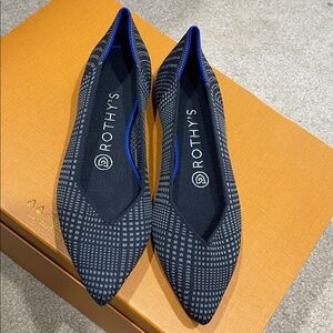 Rothy's Black and Gray Patterned Flats